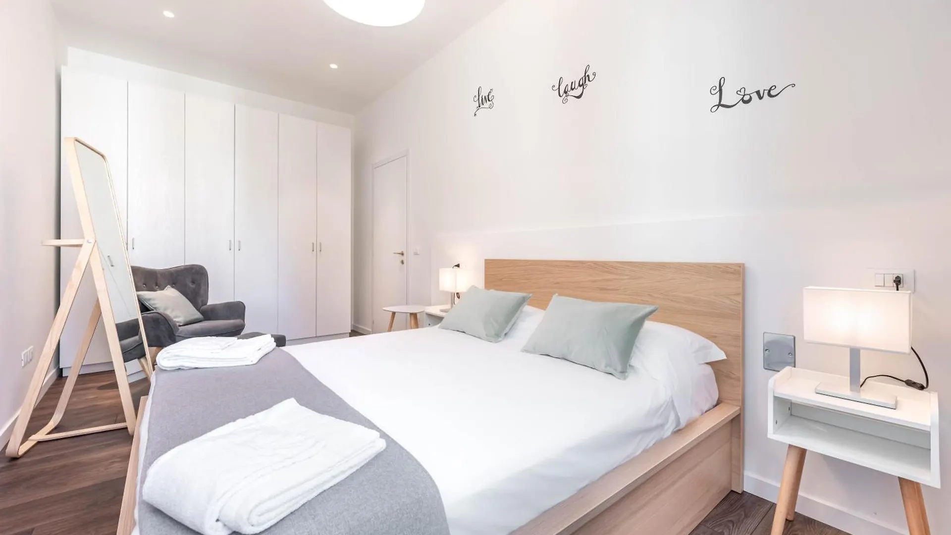 Italstay - Belzoni New Flat - Private Parking 파도바