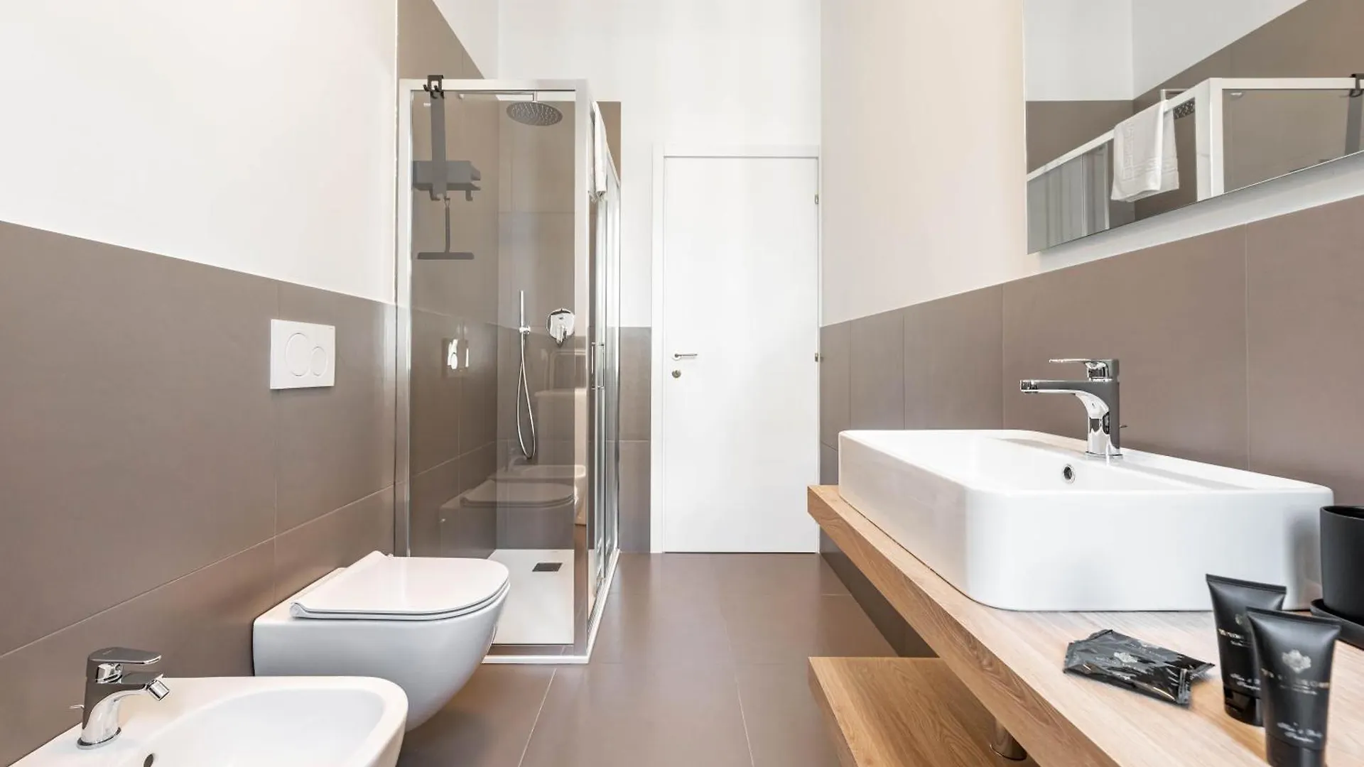 Italstay - Belzoni New Flat - Private Parking 파도바 이탈리아
